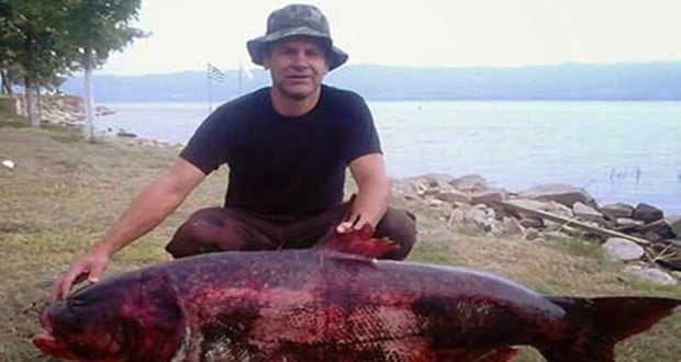 Ψαράδες στη Θεσσαλονίκη έπιασαν ψάρι 65 κιλών!