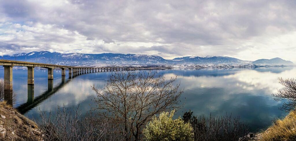 «Χειρόφρενο» στο ψάρεμα στην Κοζάνη